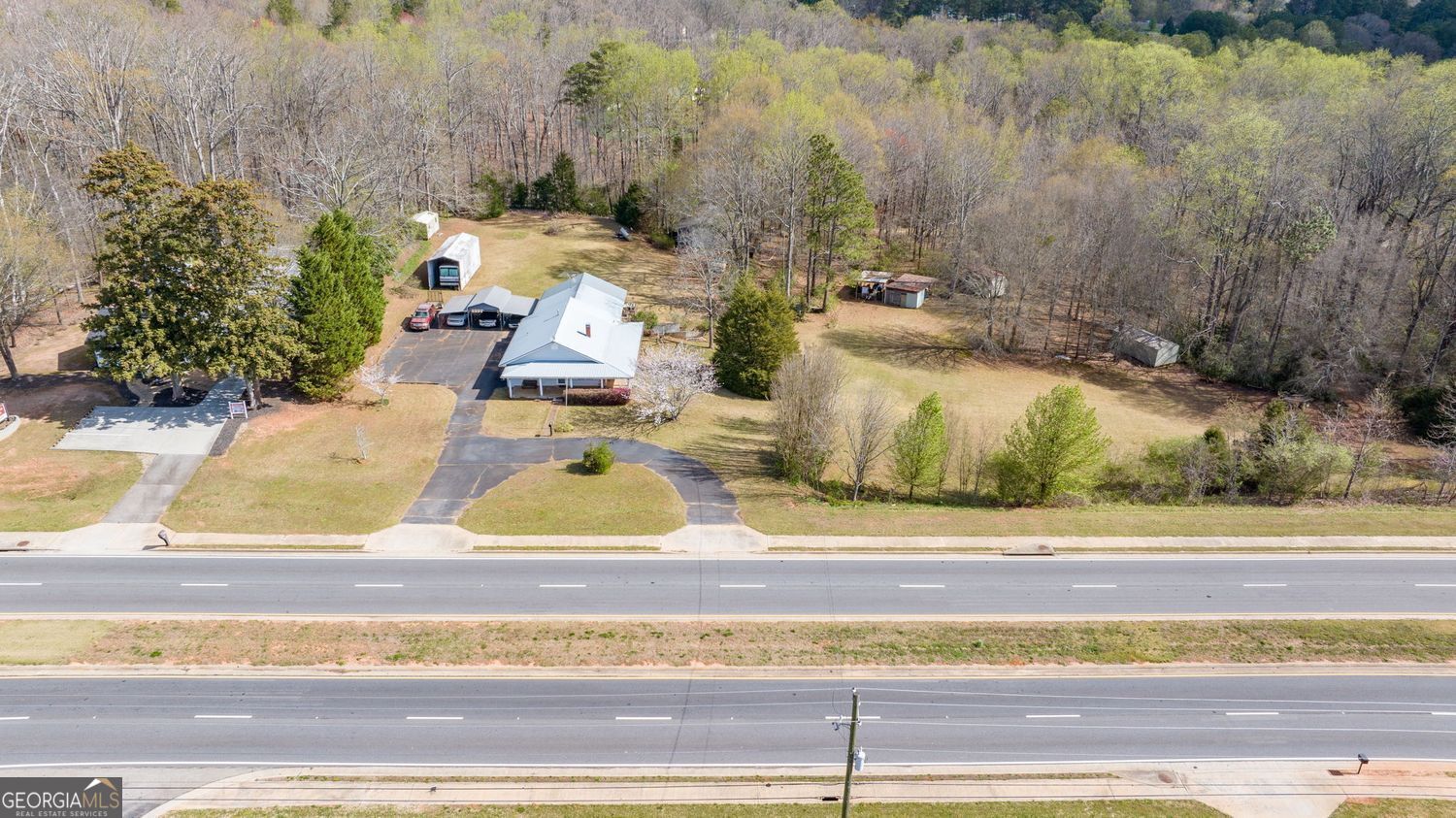 Flowery Branch, Georgia 30542, United States, 2 Bedrooms Bedrooms, ,2 BathroomsBathrooms,Residential,Active,87948