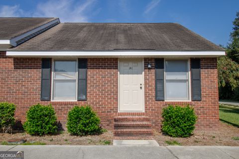 Photo of 140 Lanier Drive #142, Statesboro, GA 30460 (MLS # 10673687)