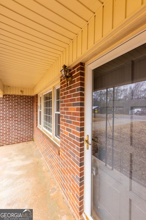 A home in Thomaston