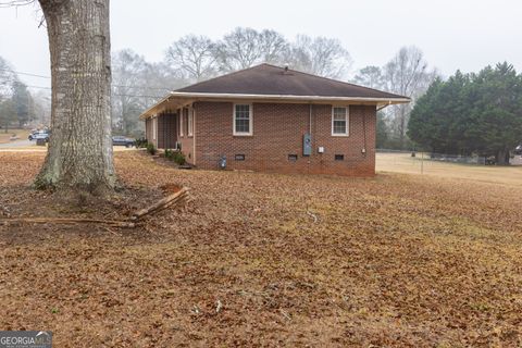 A home in Thomaston