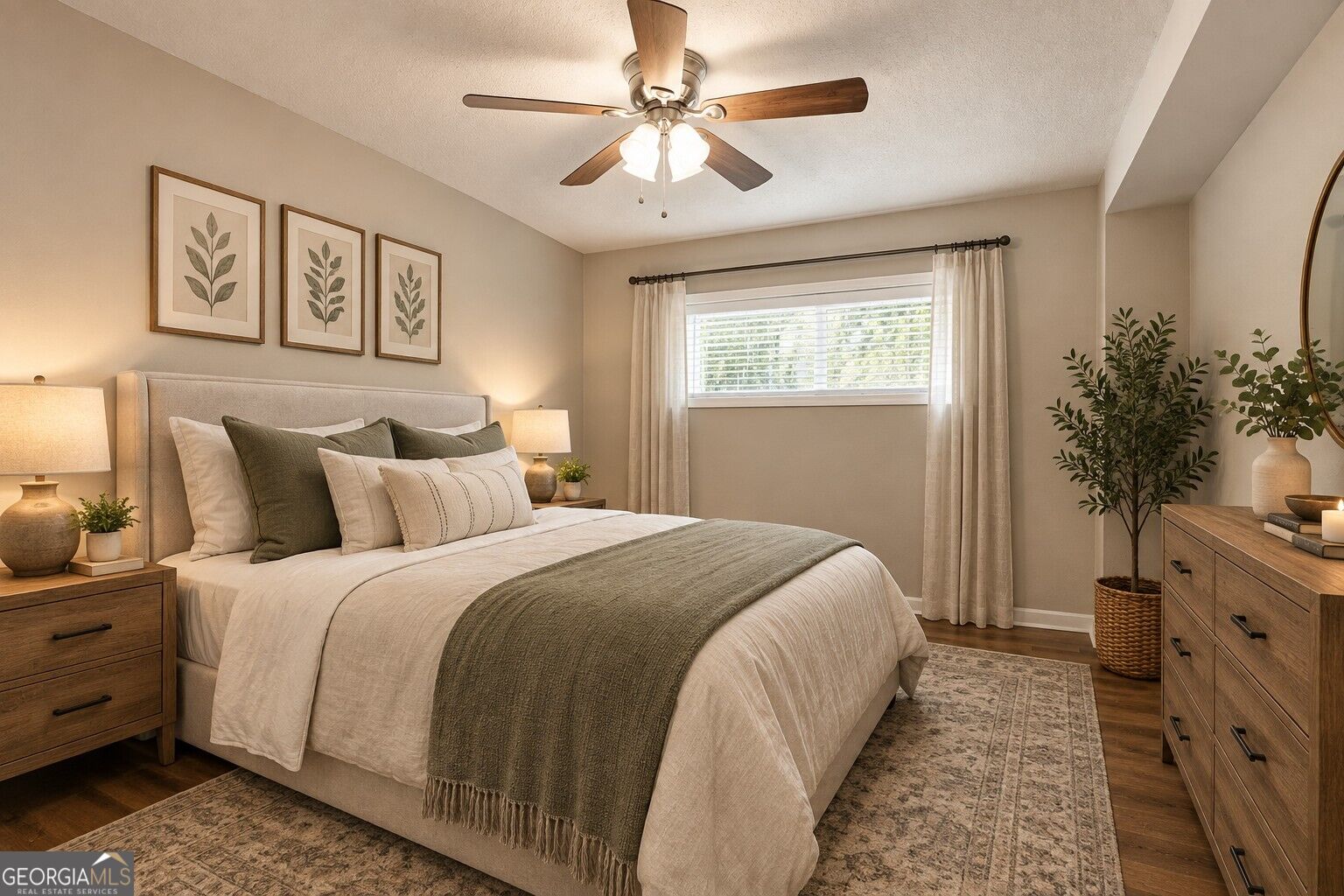 250 Little ST B102