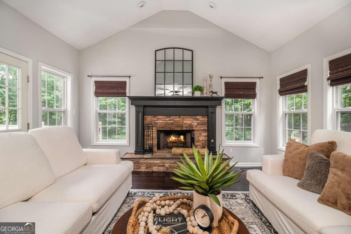 25 Grange CT