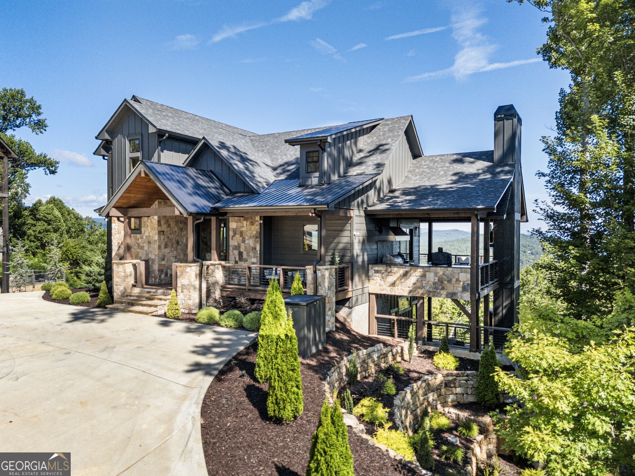 462 Overlook DR