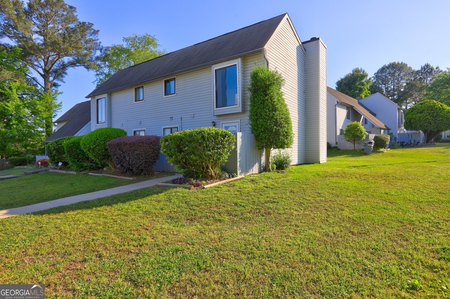 288 Country Club DR