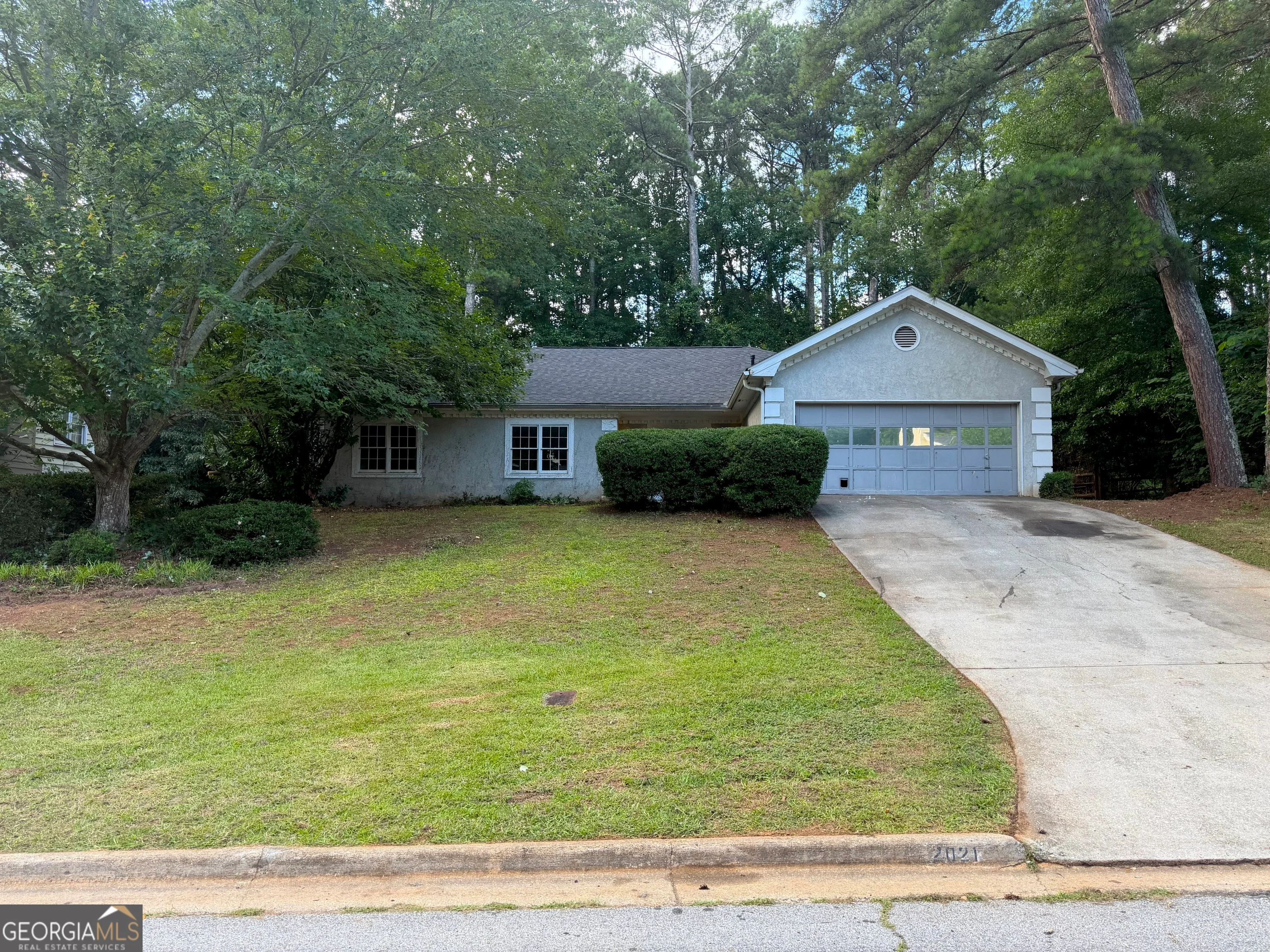 2021 Huntcliff Drive