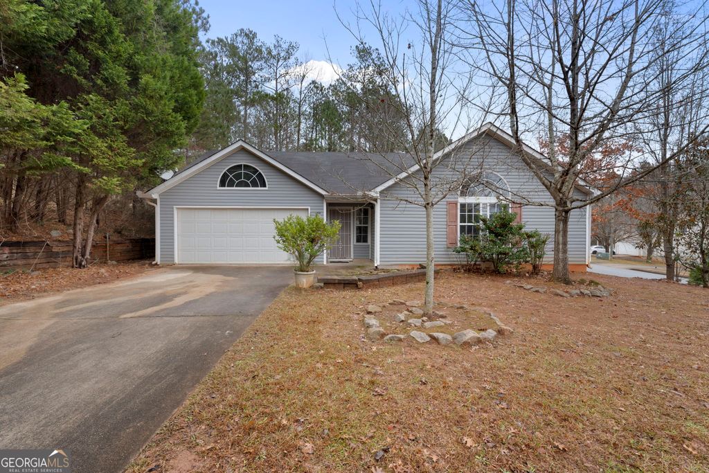 Photo of 7815 Ridge Top Terrace, Douglasville, GA 30134 (MLS # 10655758)