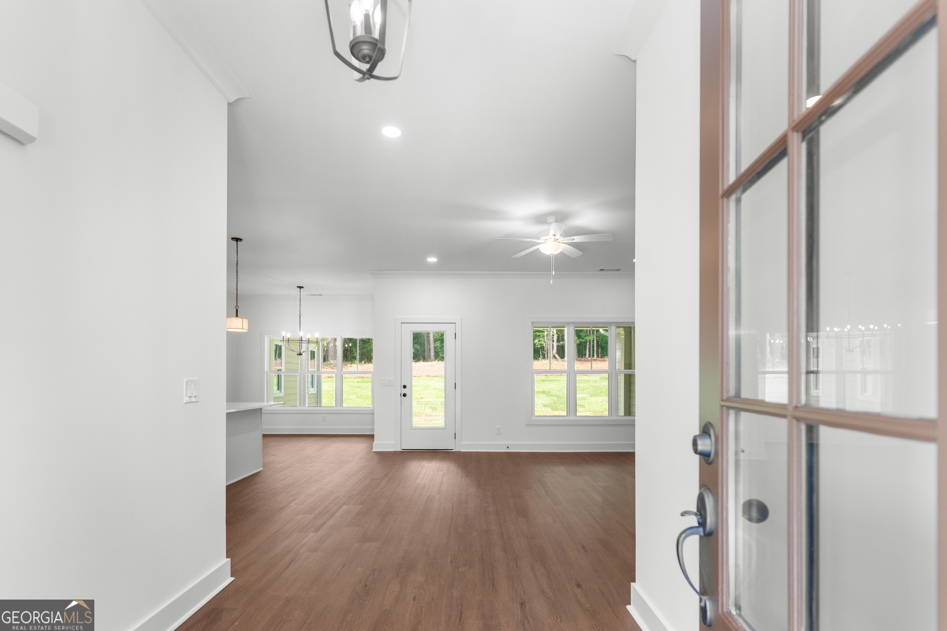 1061 Eagle Bluff CT