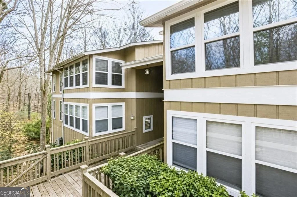 5151 Roswell Road Unit 7