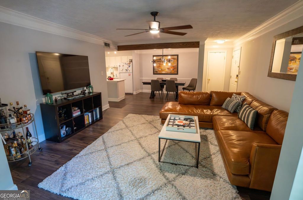 Photo of 5151 Roswell Road #7, Atlanta, GA 30342 (MLS # 10730149)