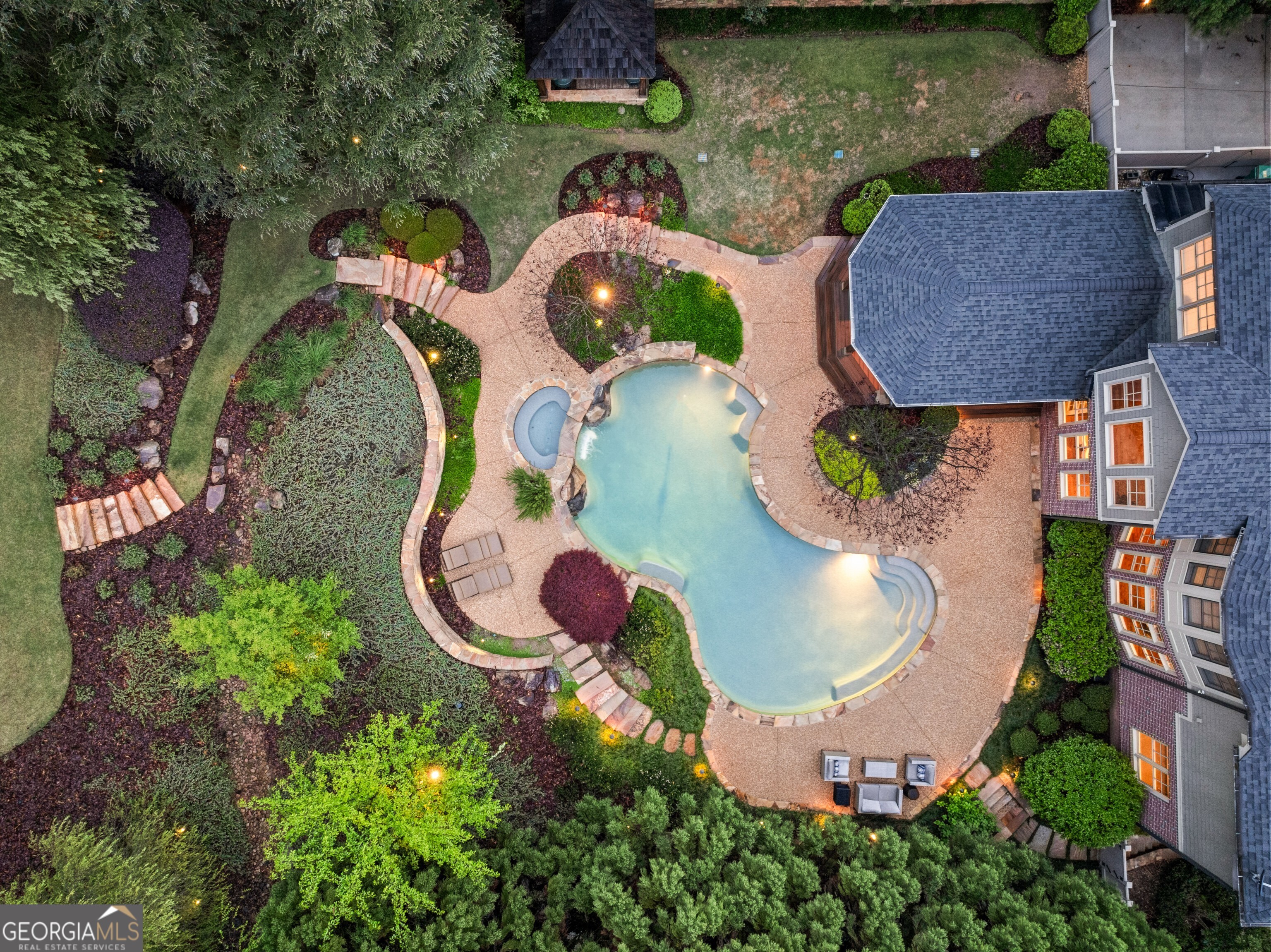 1319 Glen Cedars DR