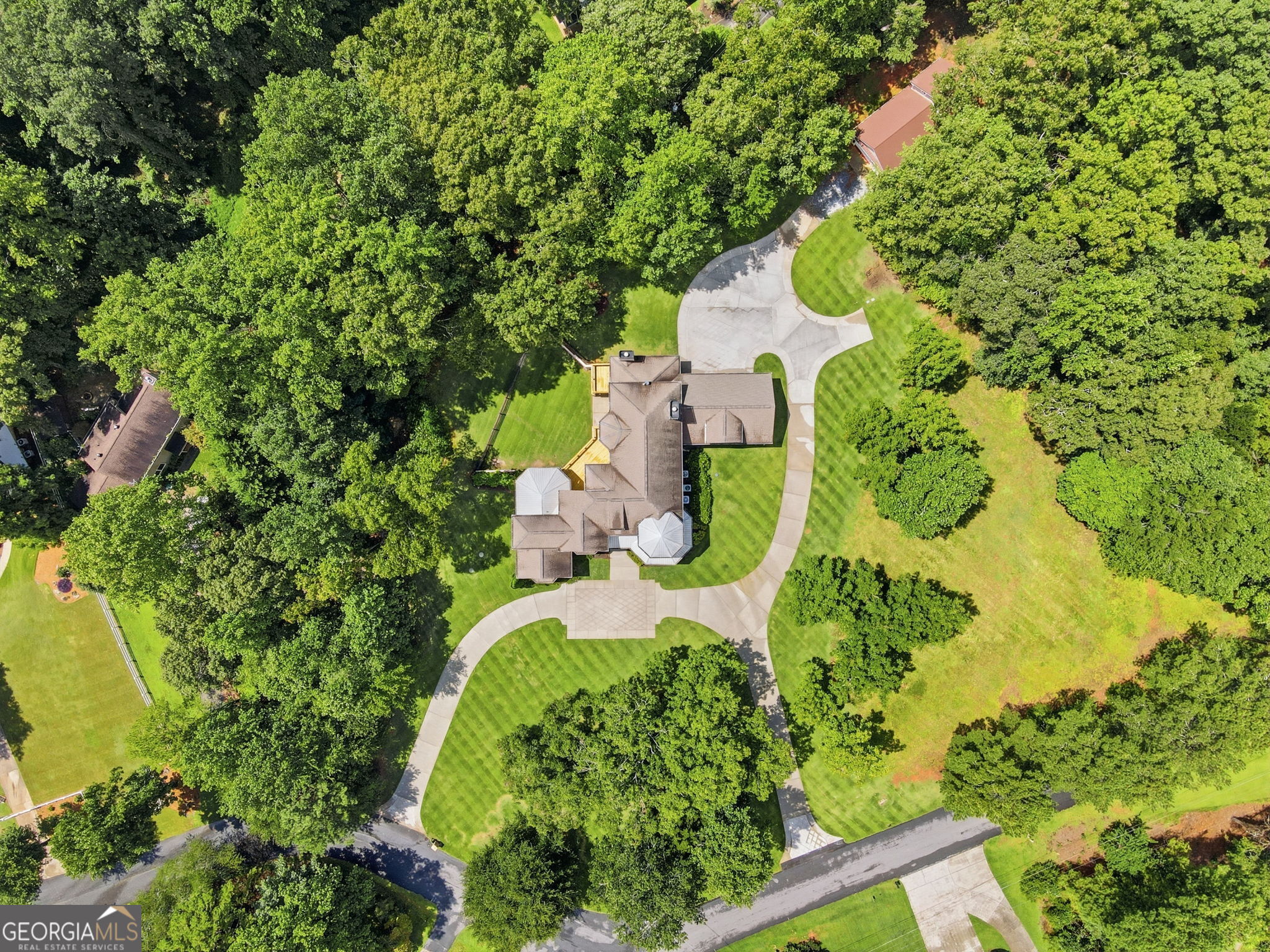 112 Overlook CIR