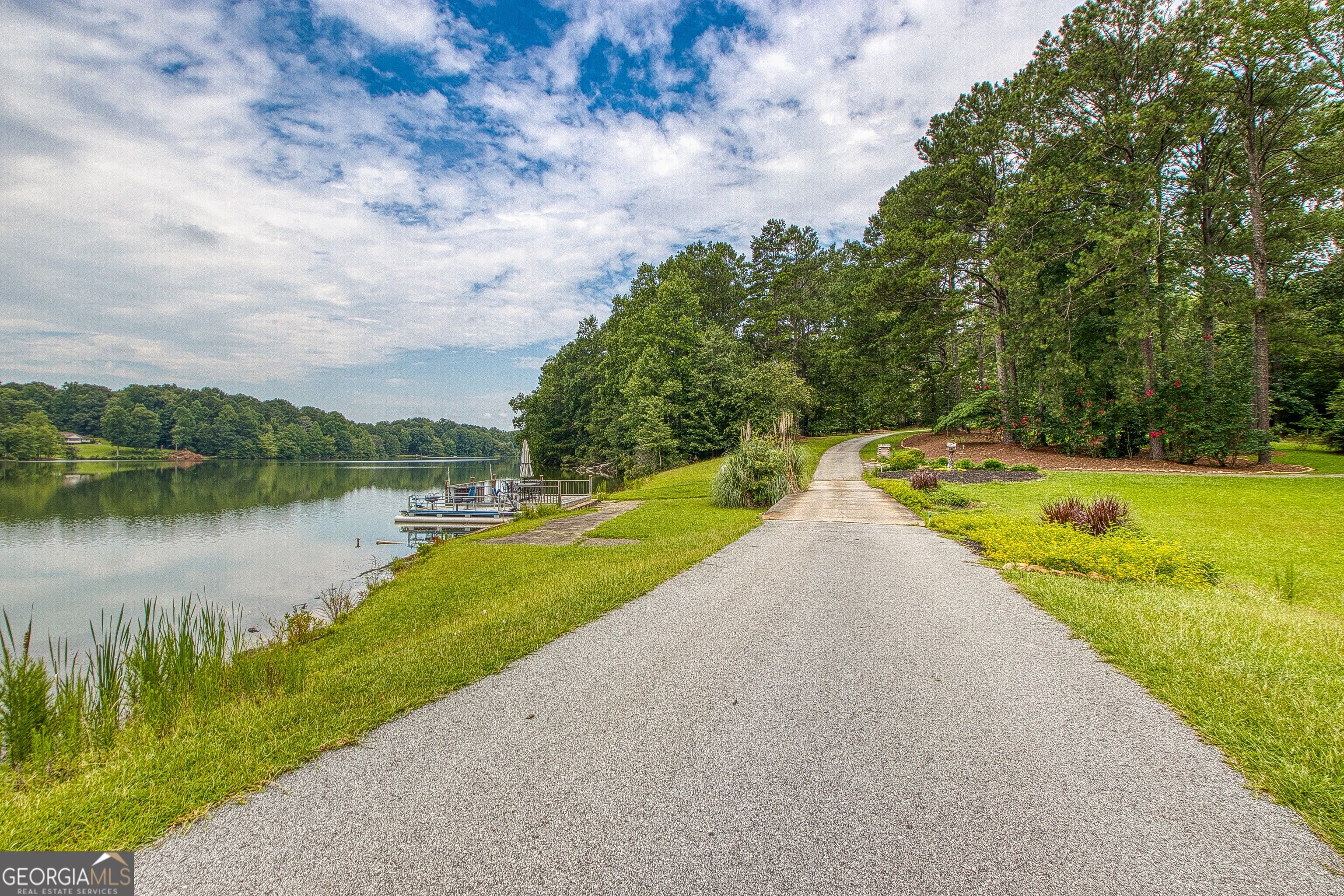 160 Sandy Lake CIR