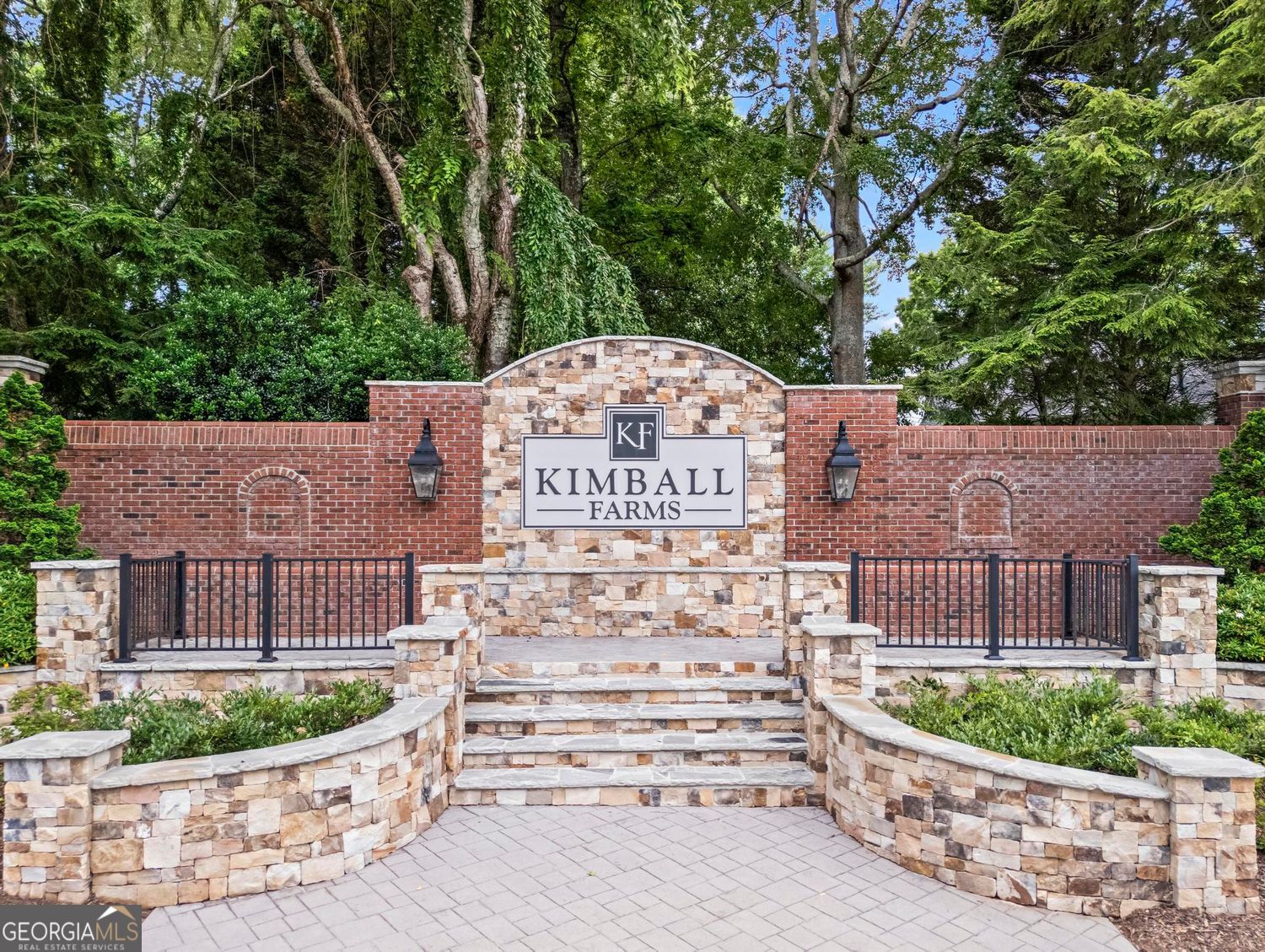 1000 Gunter CT