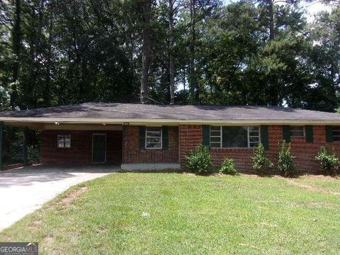 Photo of 5895 Jonesboro Road, Morrow, GA 30260 (MLS # 10686154)