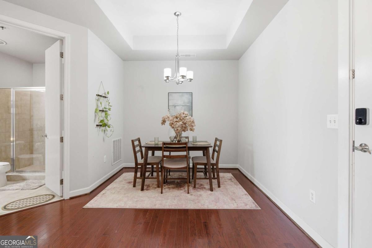 711 Cosmopolitan DR NE 326