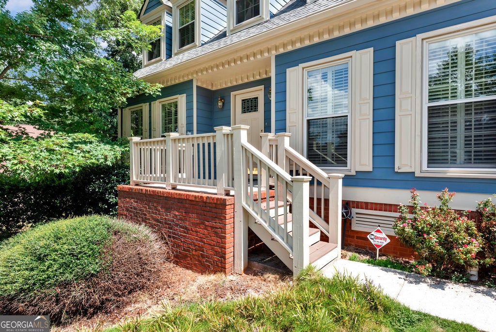 Photo of 2462 Collins Port Cove, Suwanee, GA 30024 (MLS # 10841939)