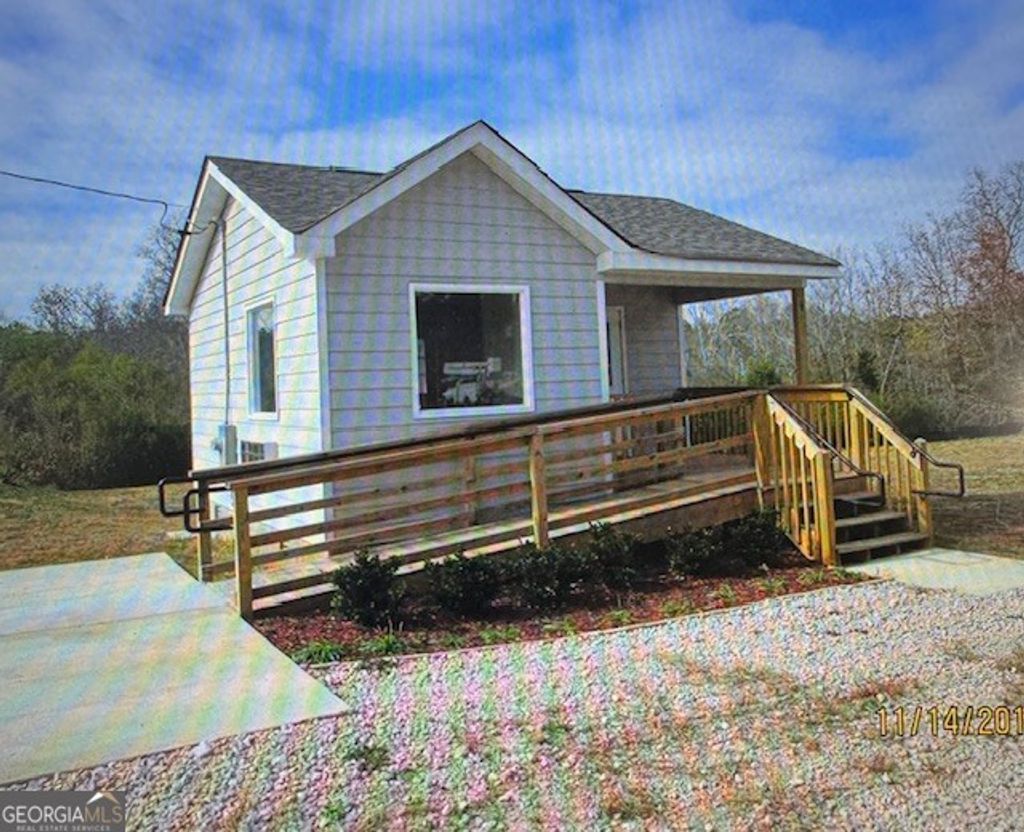 Photo of 102 Moreland Road, Griffin, GA 30224 (MLS # 10661385)