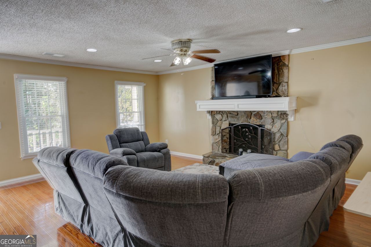 Oakbrook Station - Residential