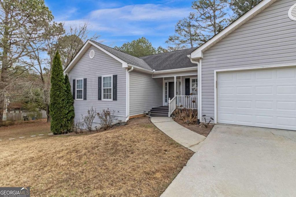 Photo of 1900 Tribble Ridge Drive, Lawrenceville, GA 30045 (MLS # 10701644)