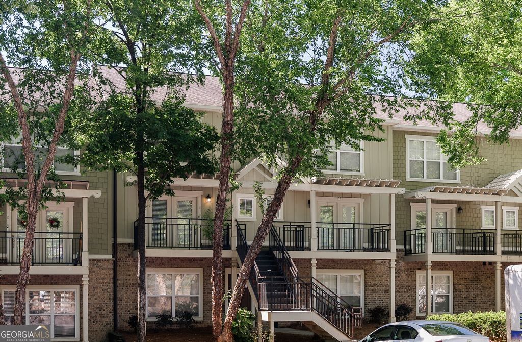 Photo of 490 Barnett Shoals Road #816, Athens, GA 30605 (MLS # 10766390)