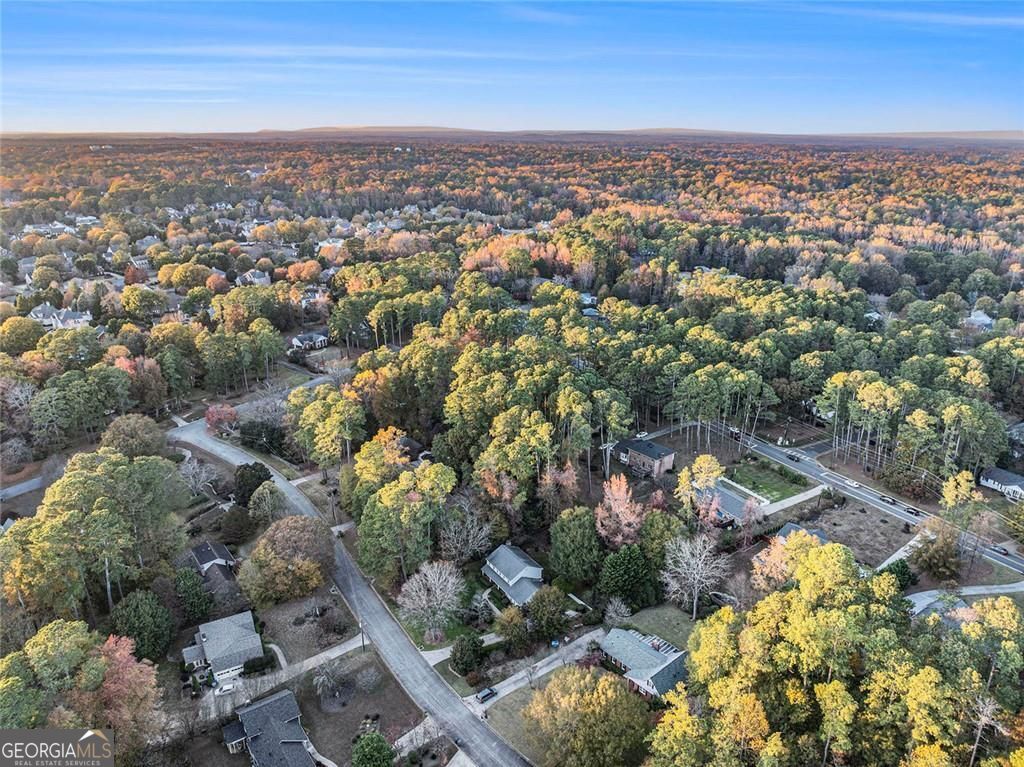 WINDSOR FOREST - Residential