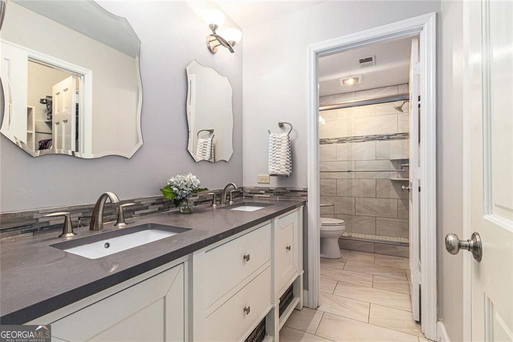 WINDSOR FOREST - Residential