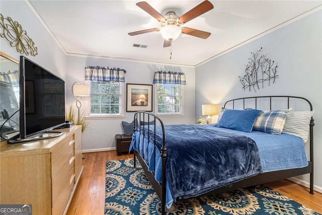 WINDSOR FOREST - Residential