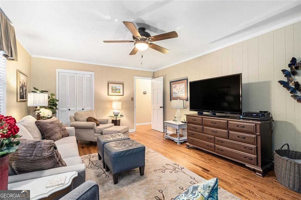 WINDSOR FOREST - Residential