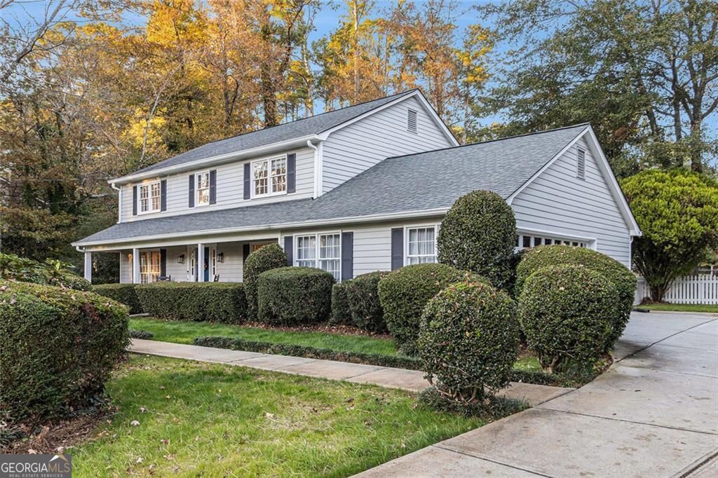 WINDSOR FOREST - Residential