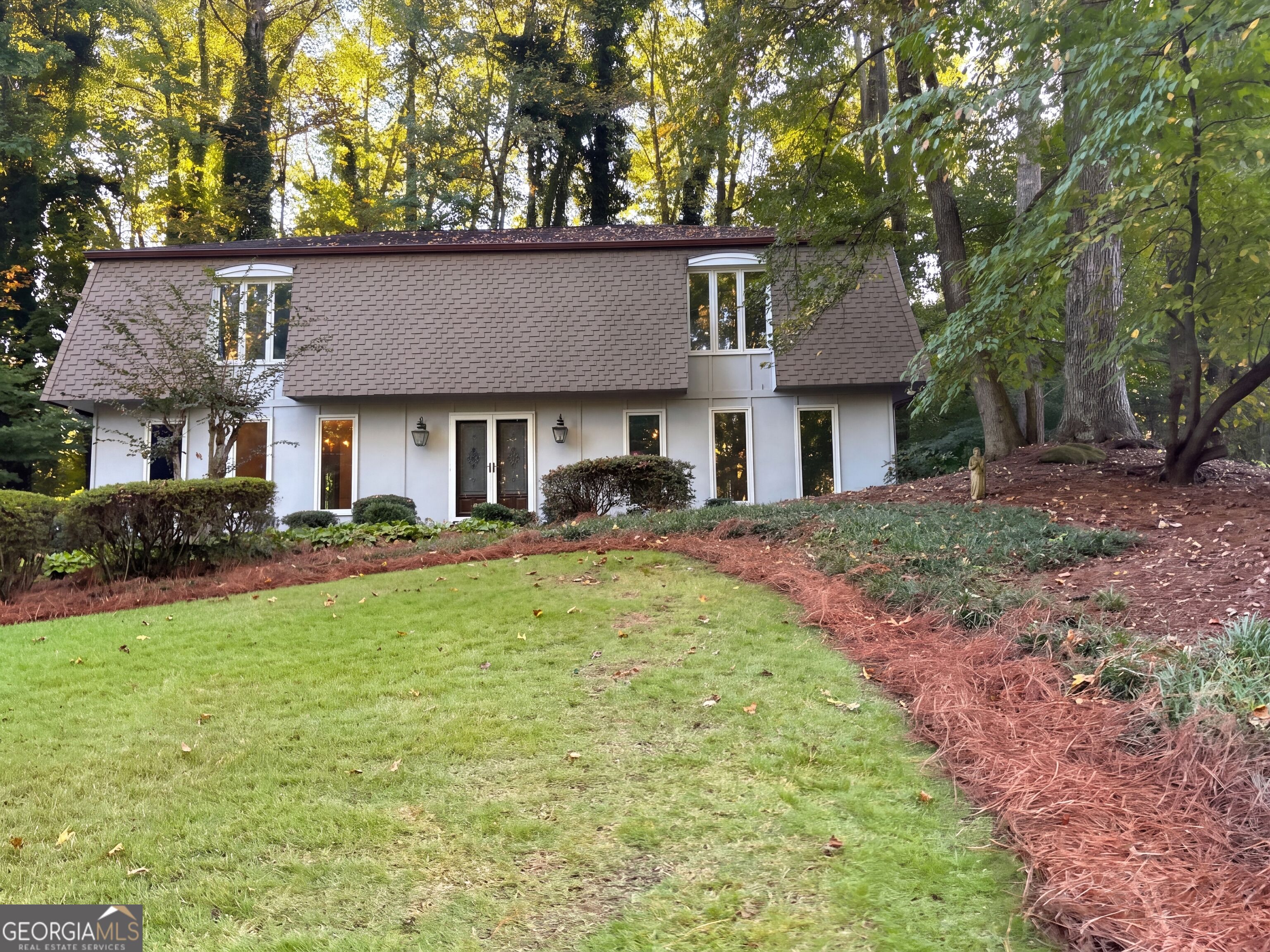744 Fairfield DR