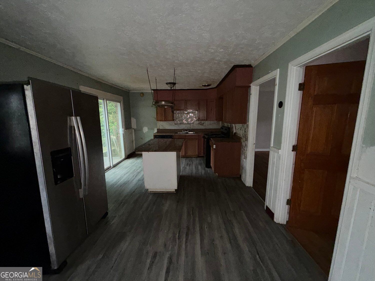 1164 Azalea CIR NE