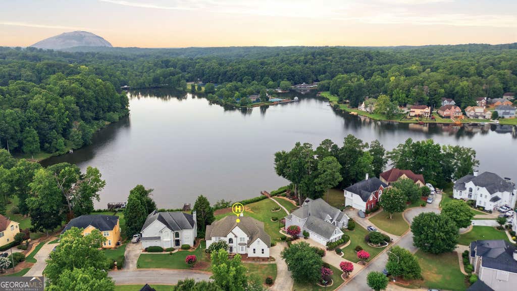 Photo of 424 Water Fall Lane, Stone Mountain, GA 30087 (MLS # 10803757)