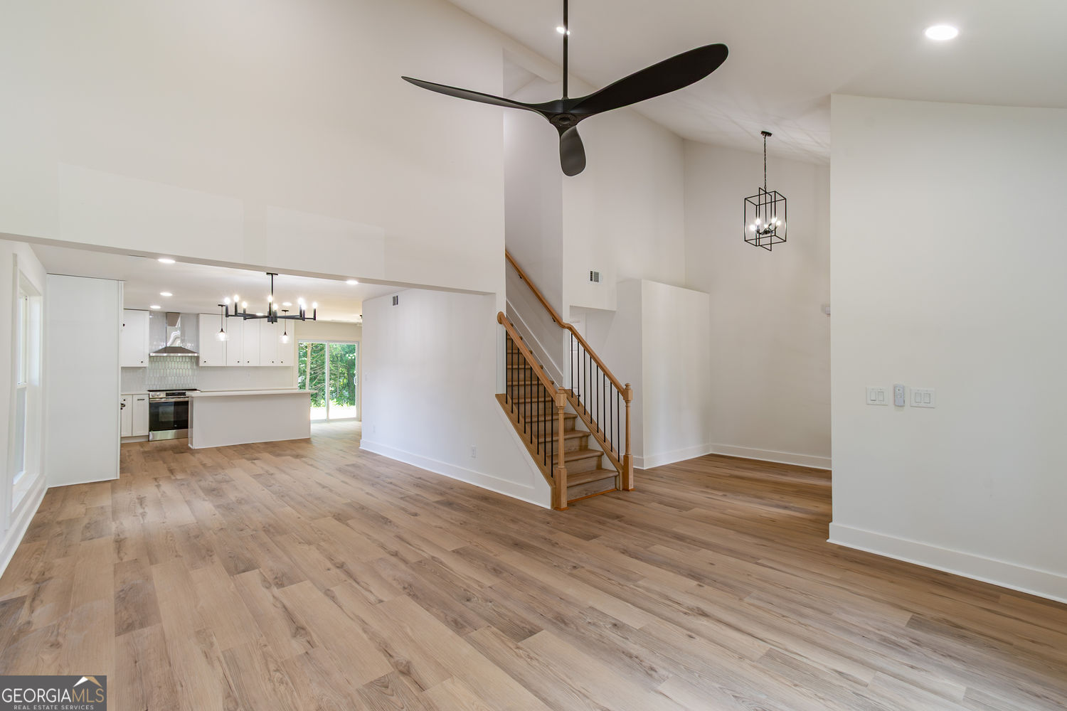 Duluth, Georgia 30096, United States, 4 Bedrooms Bedrooms, ,3 BathroomsBathrooms,Residential,Active,163431