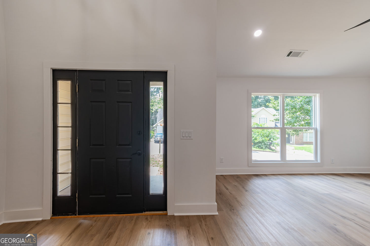 Duluth, Georgia 30096, United States, 4 Bedrooms Bedrooms, ,3 BathroomsBathrooms,Residential,Active,163431