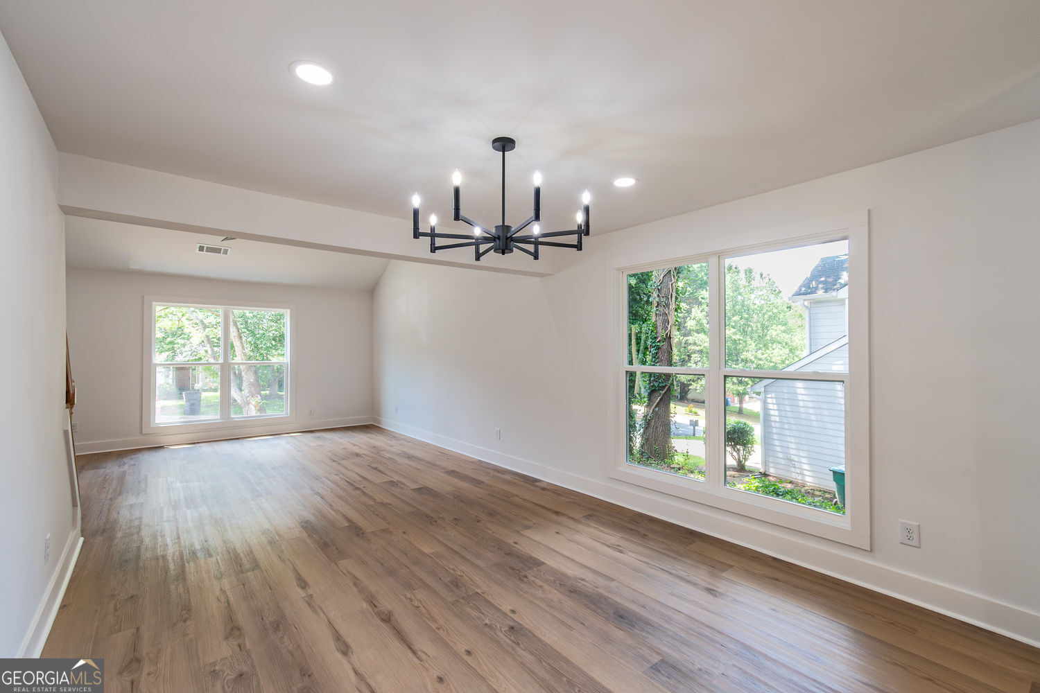 Duluth, Georgia 30096, United States, 4 Bedrooms Bedrooms, ,3 BathroomsBathrooms,Residential,Active,163431