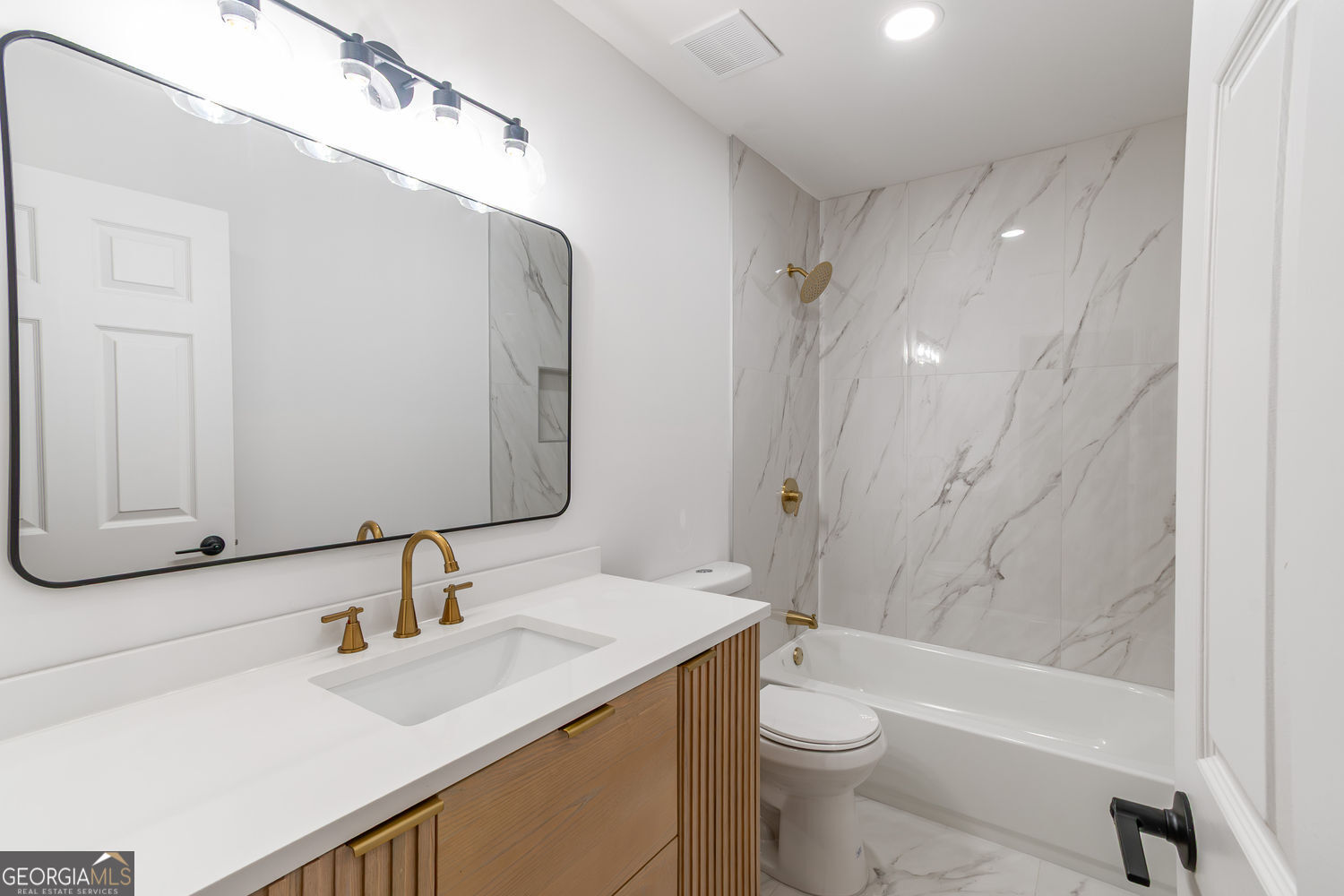 Duluth, Georgia 30096, United States, 4 Bedrooms Bedrooms, ,3 BathroomsBathrooms,Residential,Active,163431