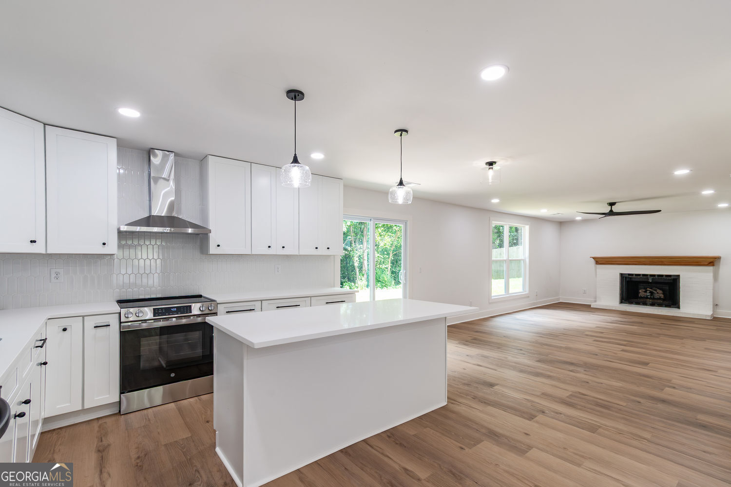 Duluth, Georgia 30096, United States, 4 Bedrooms Bedrooms, ,3 BathroomsBathrooms,Residential,Active,163431