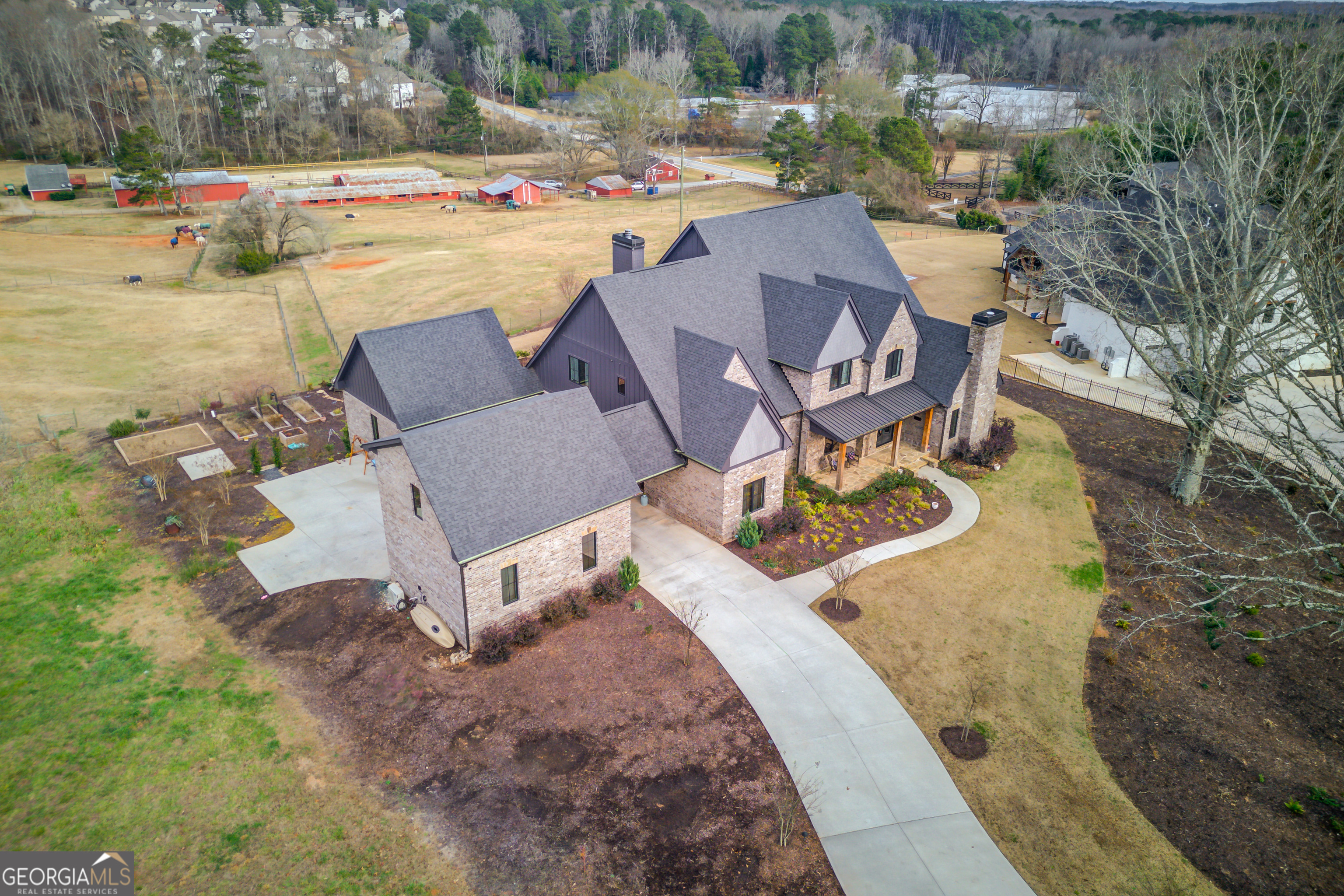 3273 Bailey RD