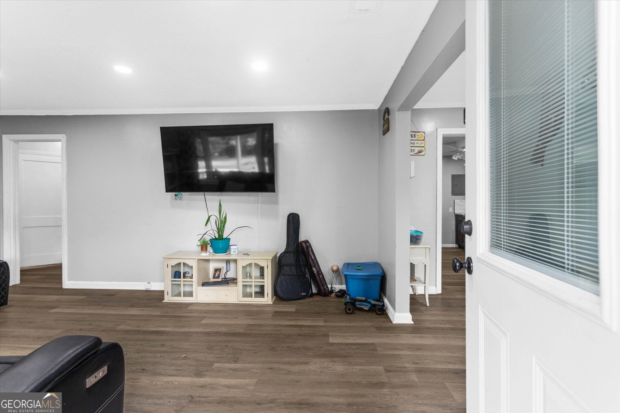 2 Lafayette DR