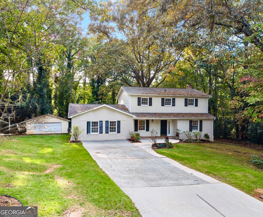 Photo of 287 Willow Cove Court SW, Lawrenceville, GA 30044 (MLS # 10881518)