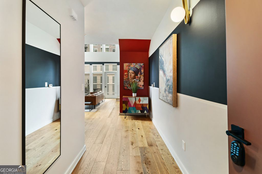 Photo of 208 12th Street NE #304, Atlanta, GA 30309 (MLS # 10676711)