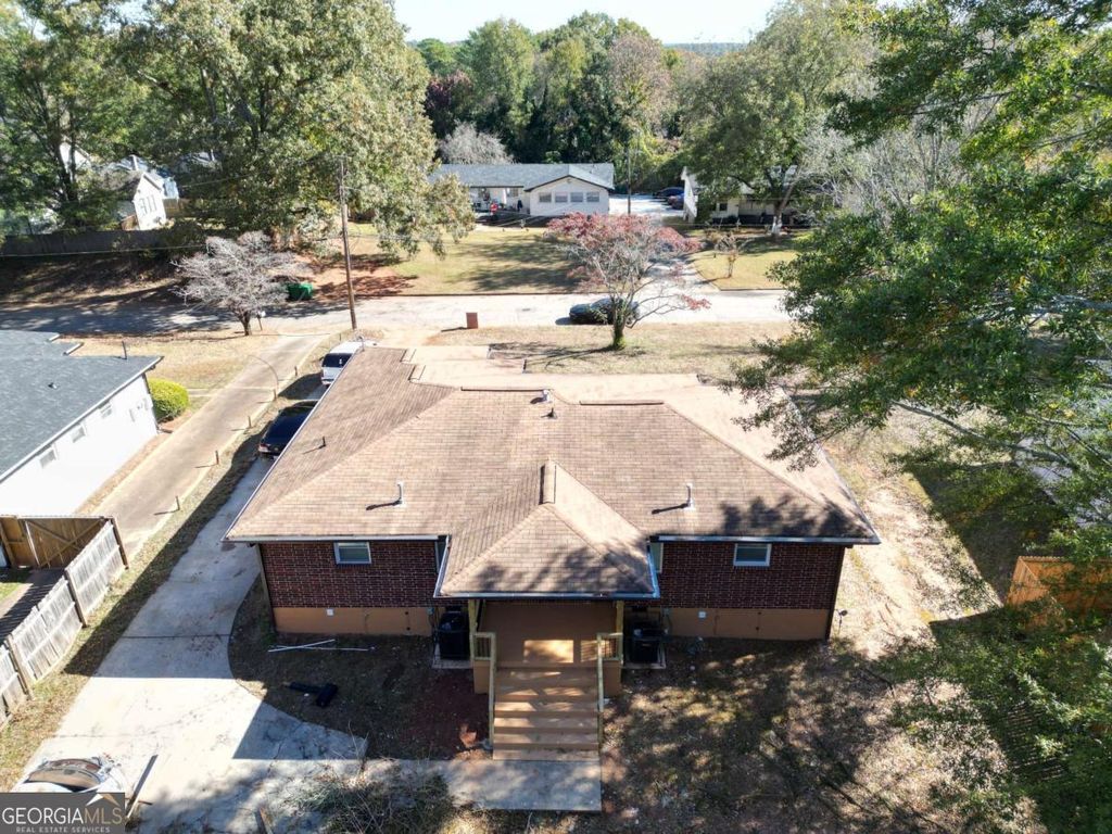 Photo of 2039 Nettie Ct #RT, Decatur, GA 30032 (MLS # 10651434)