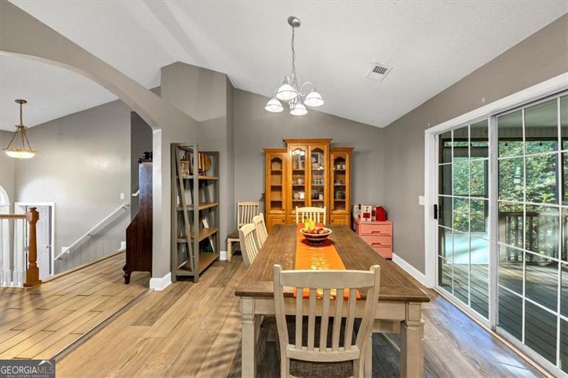 HIGHLAND POINTE - Residential