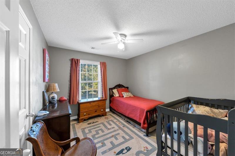 HIGHLAND POINTE - Residential