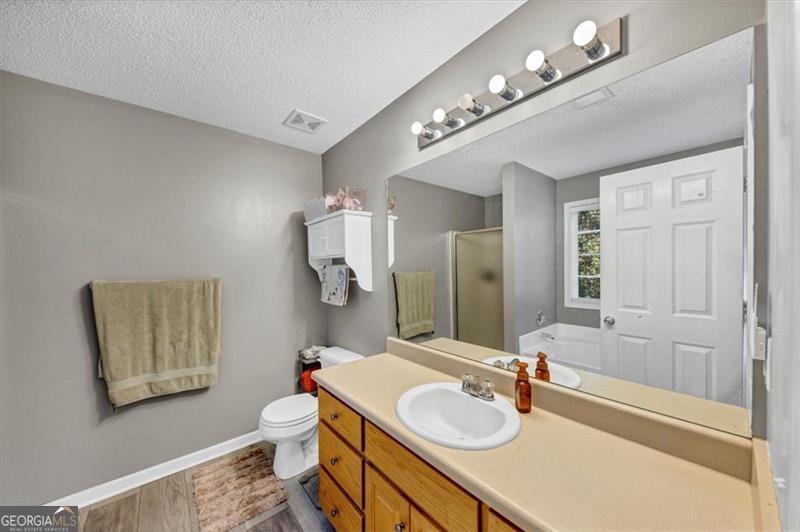 HIGHLAND POINTE - Residential