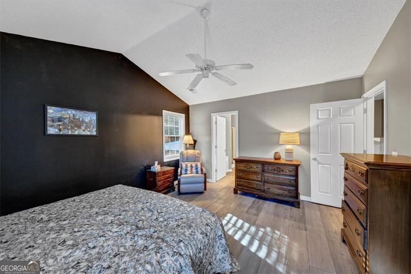 HIGHLAND POINTE - Residential