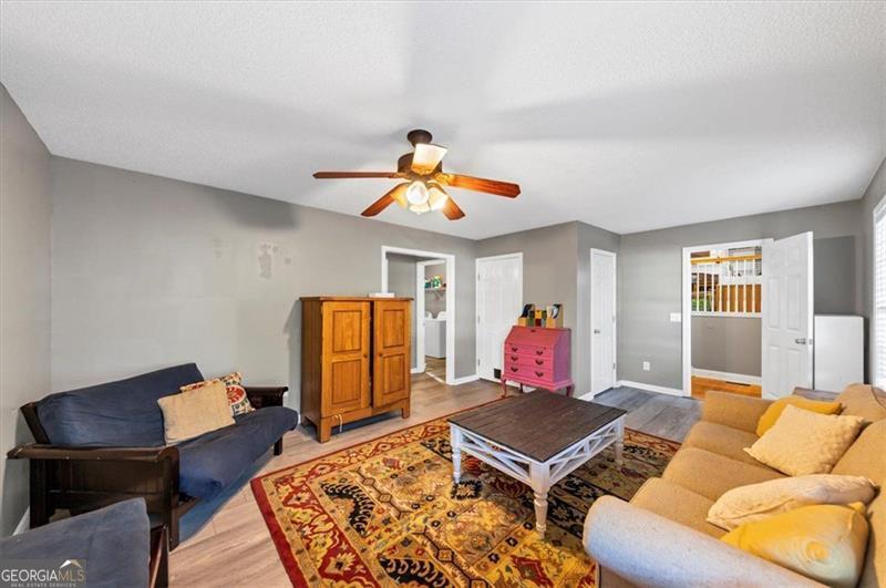 HIGHLAND POINTE - Residential