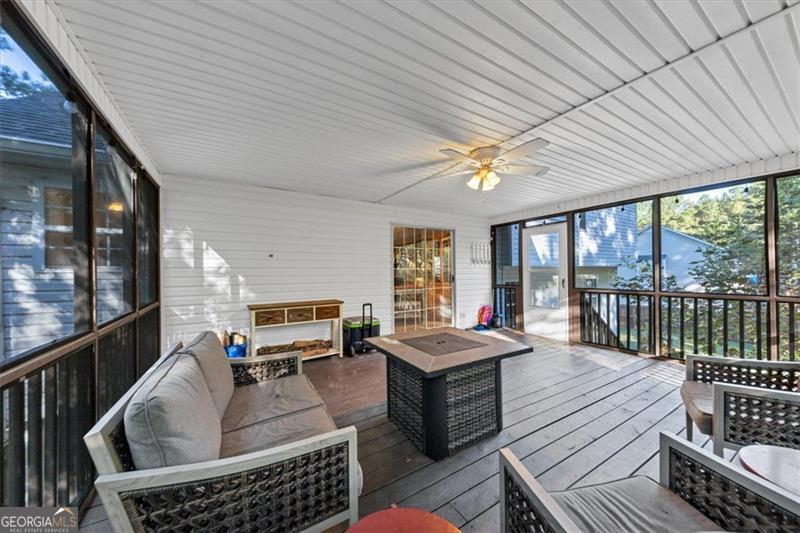 HIGHLAND POINTE - Residential