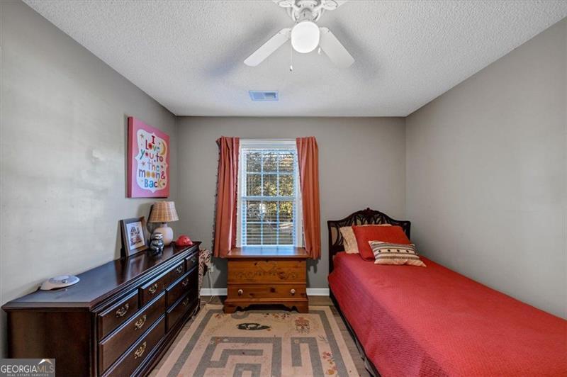 HIGHLAND POINTE - Residential