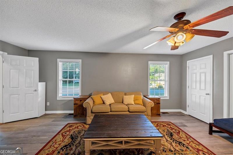 HIGHLAND POINTE - Residential